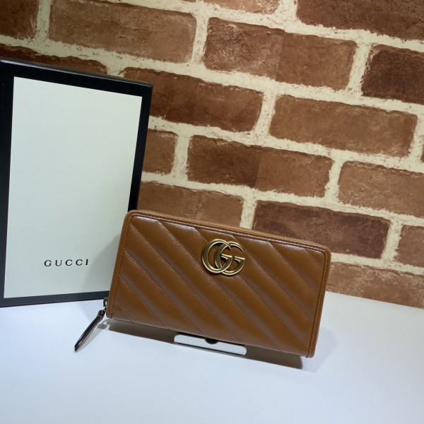 G*u*i gg marmont zip around wallet