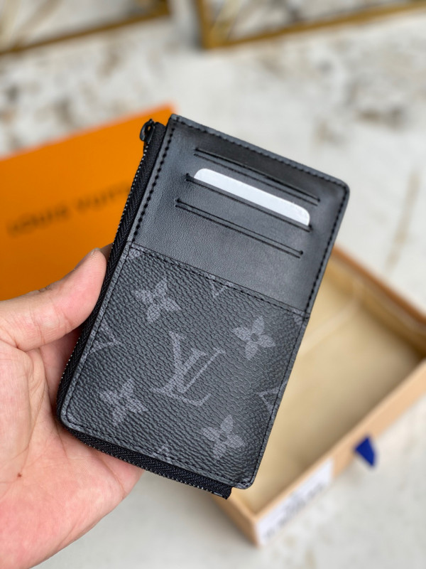 l0*is V*t0n multi card holder trunk