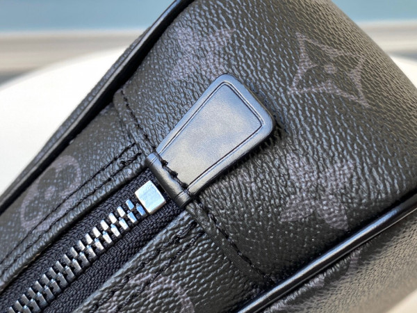 l0*is V*t0n toiletry pouch gm