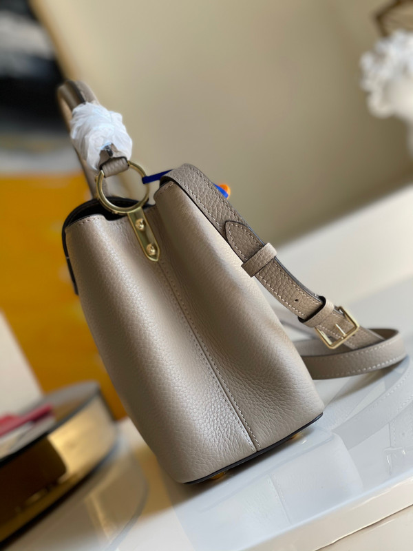 l0*is V*t0n capucines mm