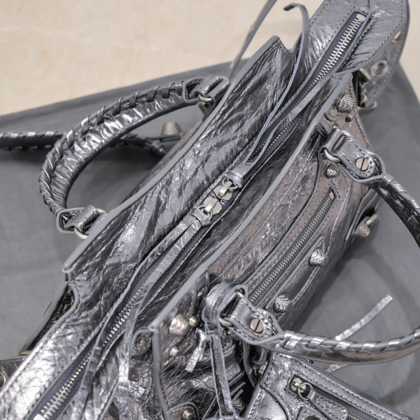 Ba*len*cia*ga neo cagole xs handbag