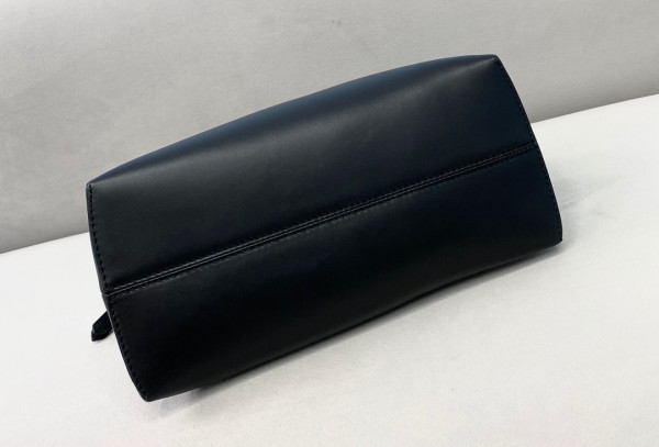 F**di by the way medium-27-13-15cm