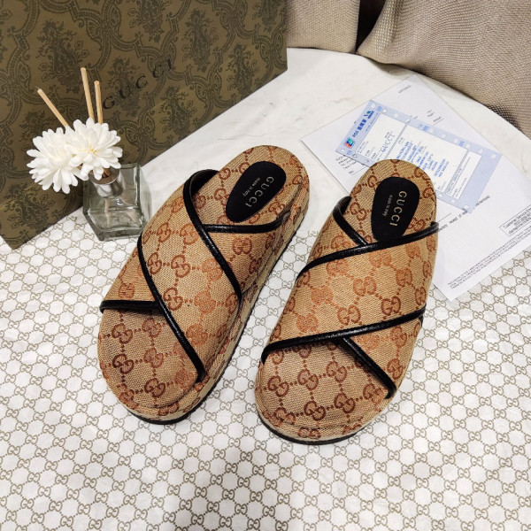 G*u*i gg multicolor platform sandal