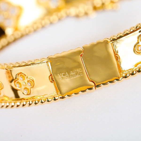 V*N CL*F & arpels  perlée bracelet