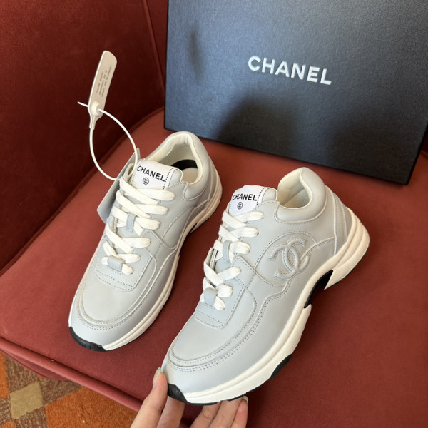 CL WOMEN SNEAKER