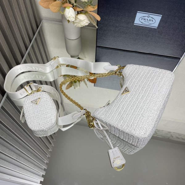 Pra*a re-edition 2005 crochet bag-23*16*7cm