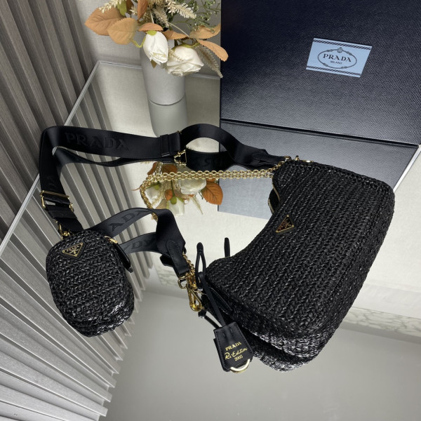 Pra*a re-edition 2005 crochet bag-23*16*7cm