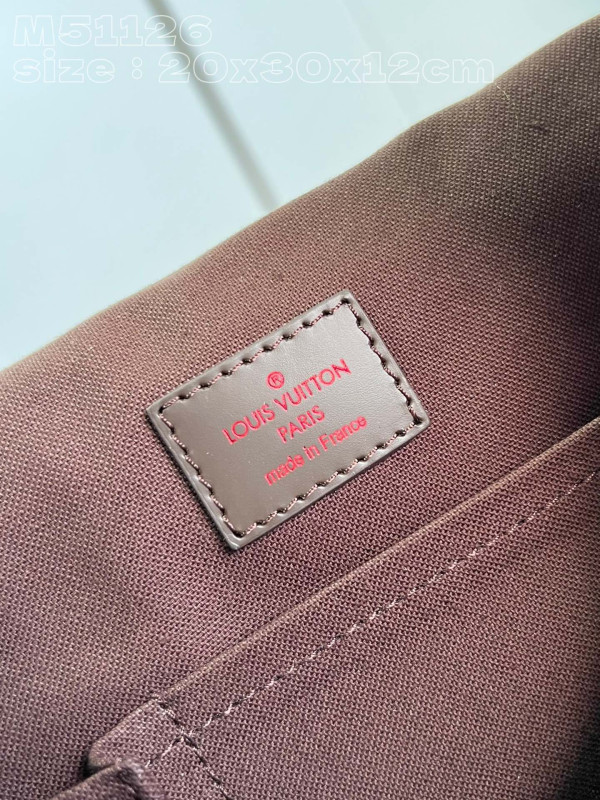 l0*is V*t0n camera bag-20*30*12cm